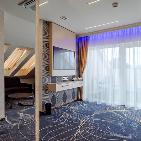 Diamond Panzio Bed & Breakfast Hajduszoboszlo Bagian luar foto