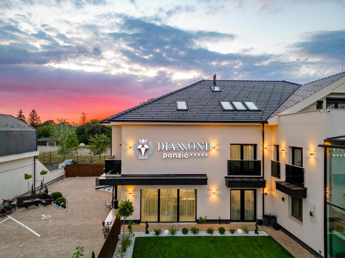 Diamond Panzio Bed & Breakfast Hajduszoboszlo Bagian luar foto