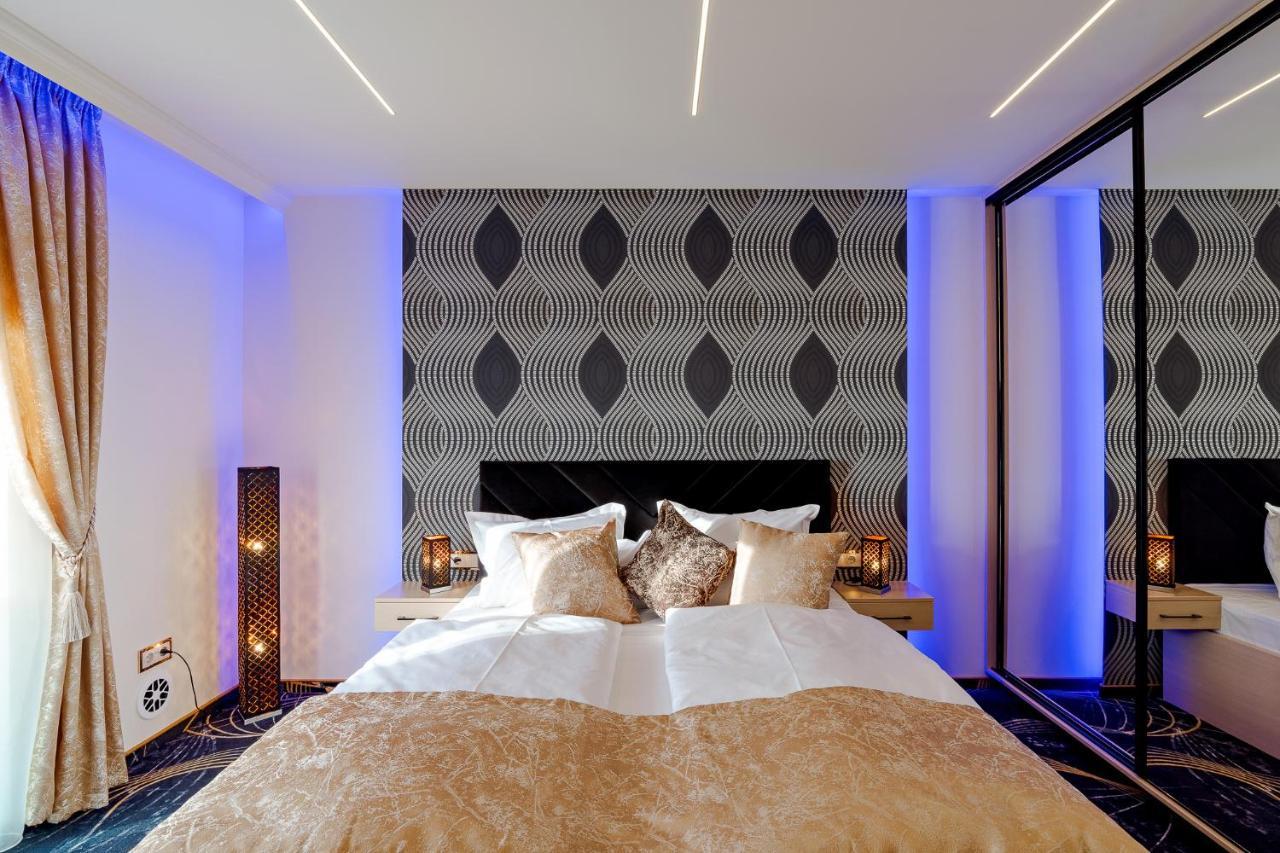 Diamond Panzio Bed & Breakfast Hajduszoboszlo Bagian luar foto