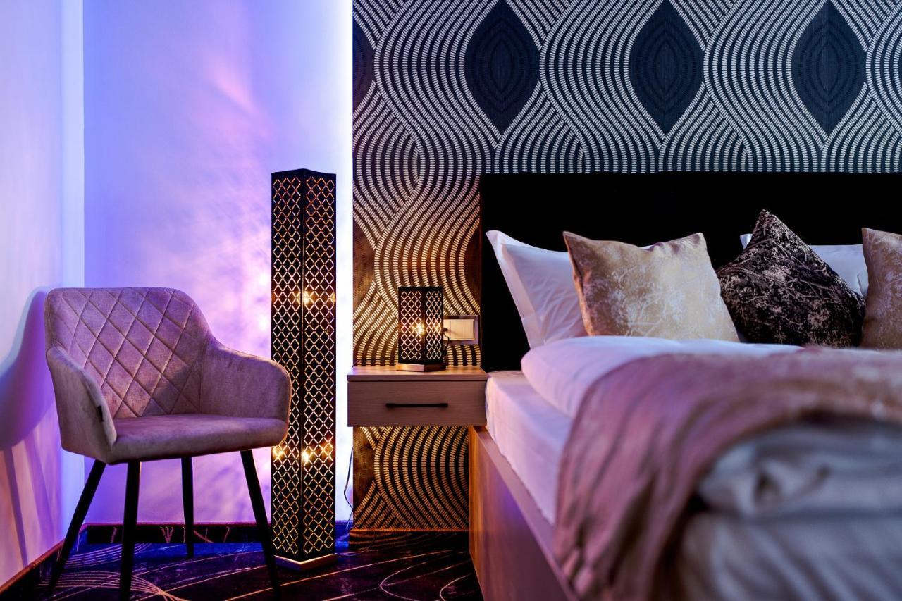 Diamond Panzio Bed & Breakfast Hajduszoboszlo Bagian luar foto