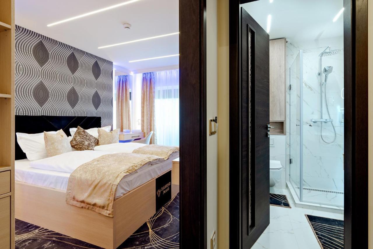 Diamond Panzio Bed & Breakfast Hajduszoboszlo Bagian luar foto