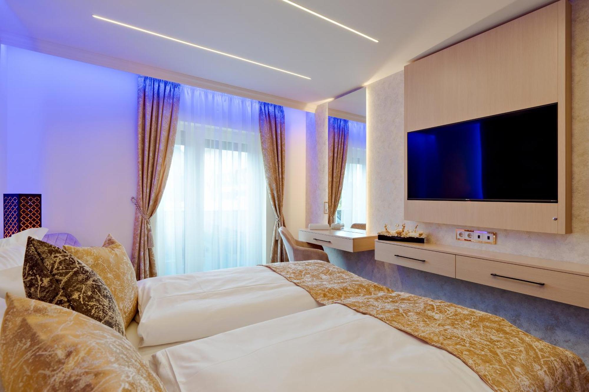 Diamond Panzio Bed & Breakfast Hajduszoboszlo Bagian luar foto