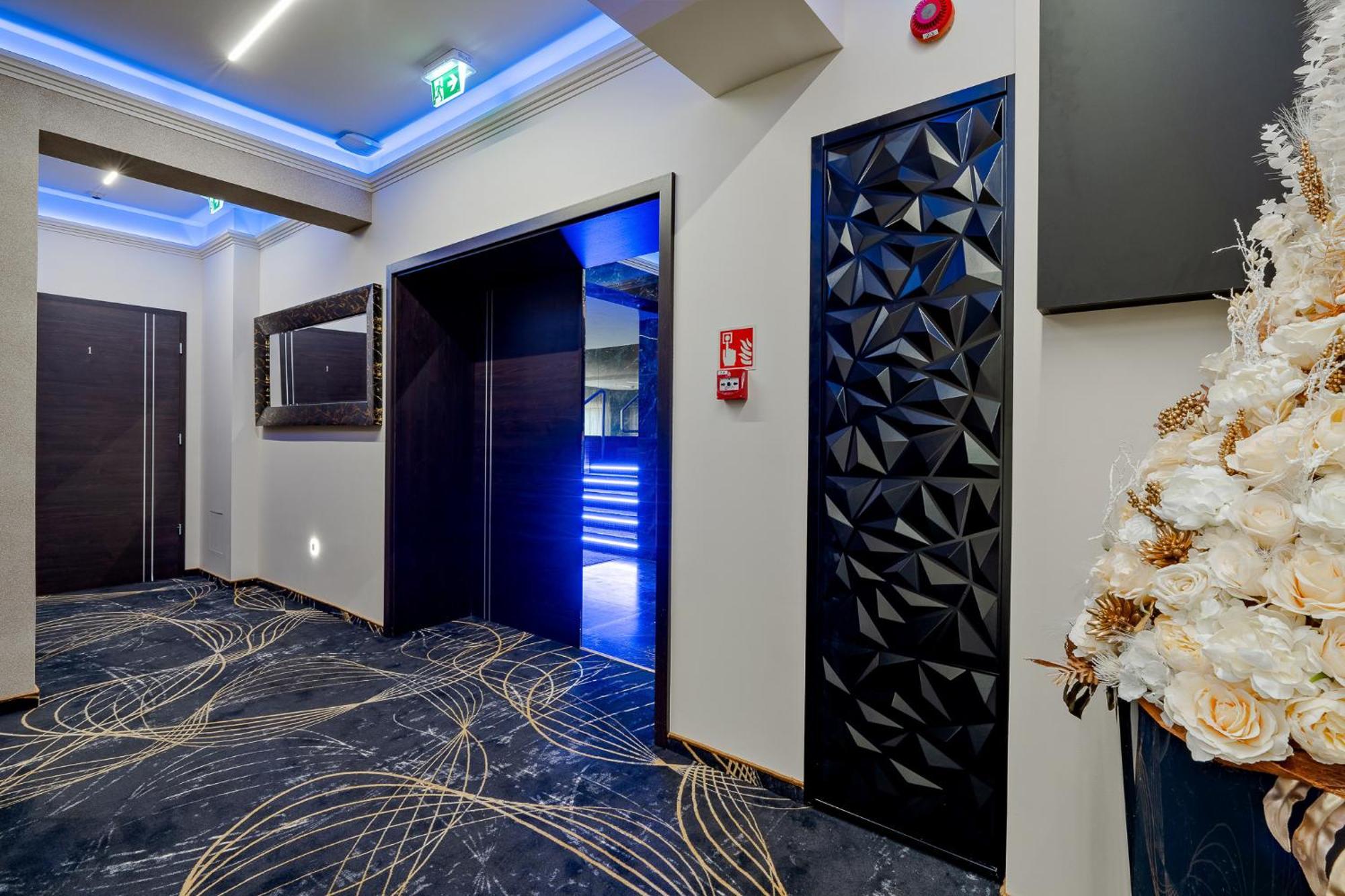 Diamond Panzio Bed & Breakfast Hajduszoboszlo Bagian luar foto