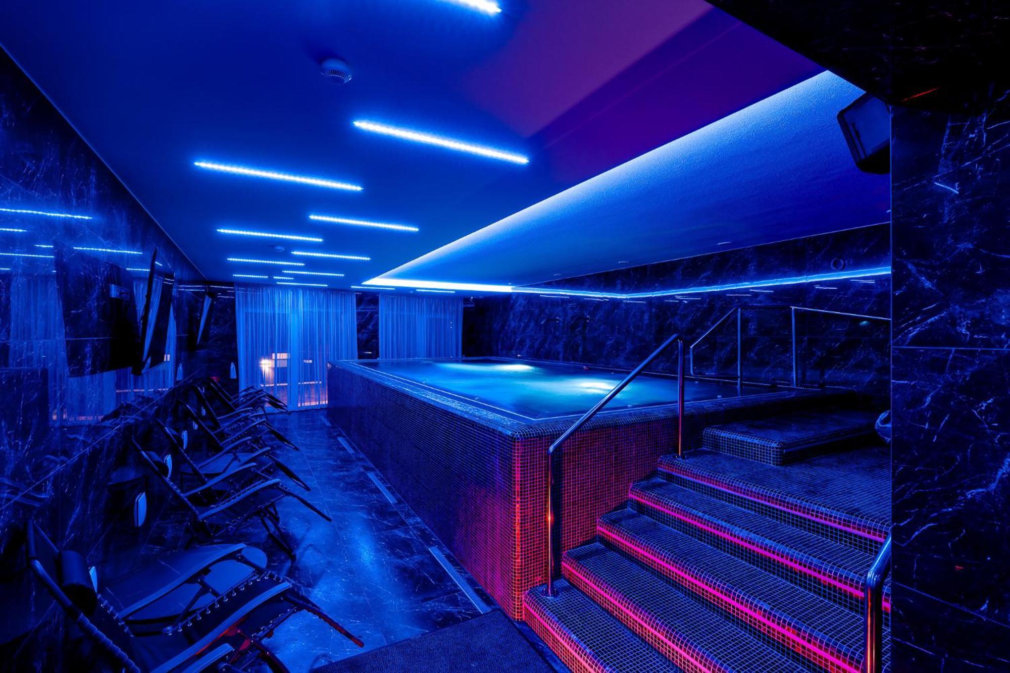 Diamond Panzio Bed & Breakfast Hajduszoboszlo Bagian luar foto
